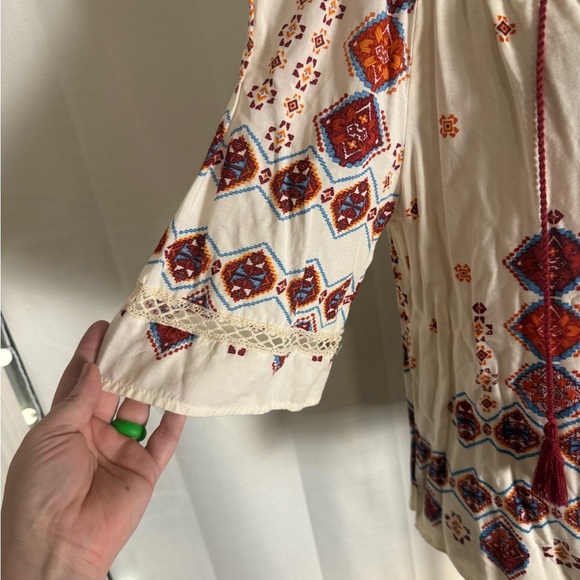 Fig and Flower Embroidered Boho Peasant Top Tassel Tie Blouse Medium - Picture 2 of 7